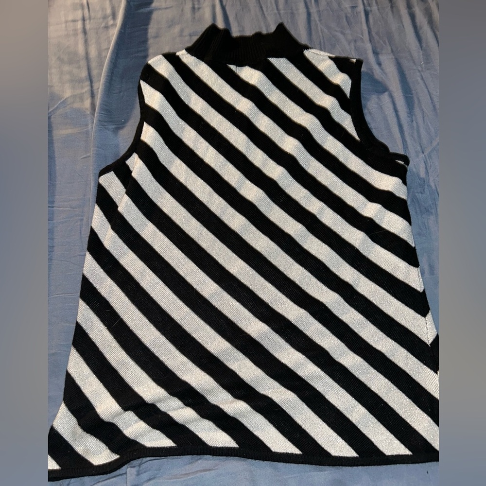 Black and Whitete shimmering striped sleeveless shirt. Size 12/14. Brand George